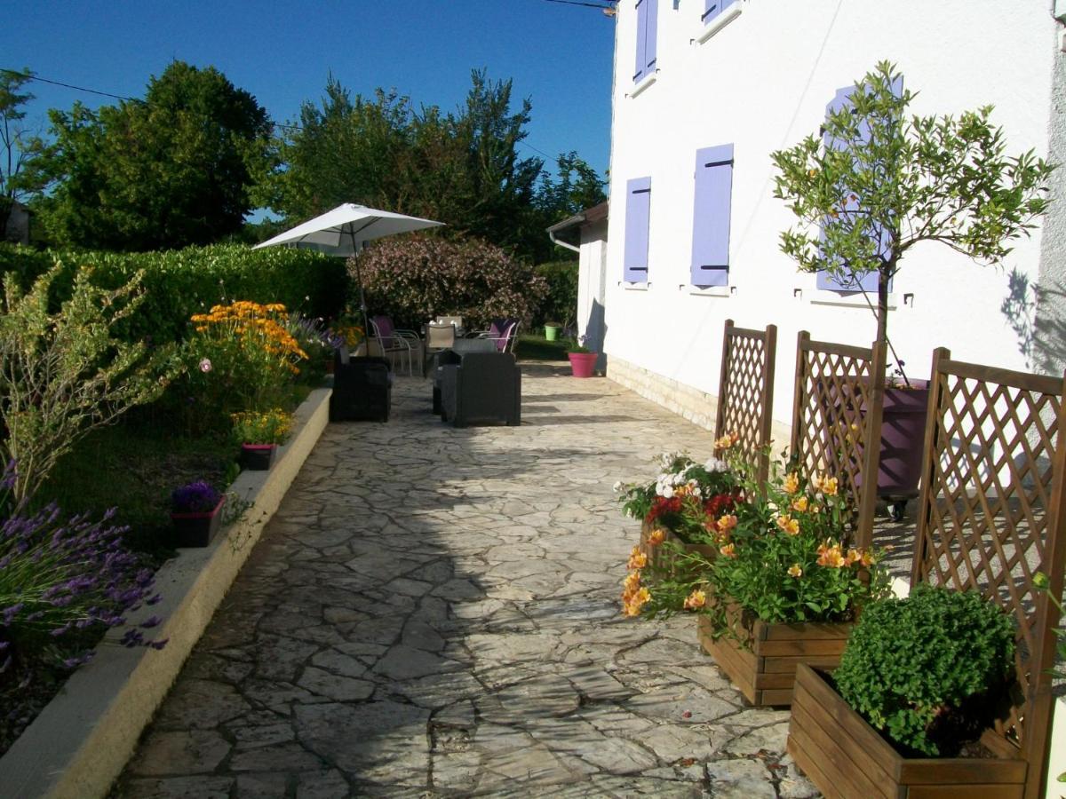 Hotel Au Charme Du Levat Saint Paul de Loubressac Esterno foto
