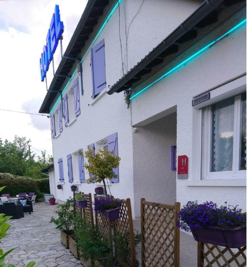 Hotel Au Charme Du Levat Saint Paul de Loubressac Esterno foto